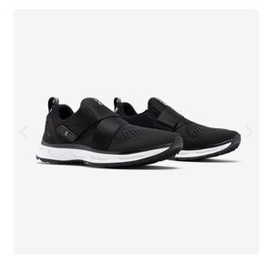 Tiem black cycling shoes with clips- size 7